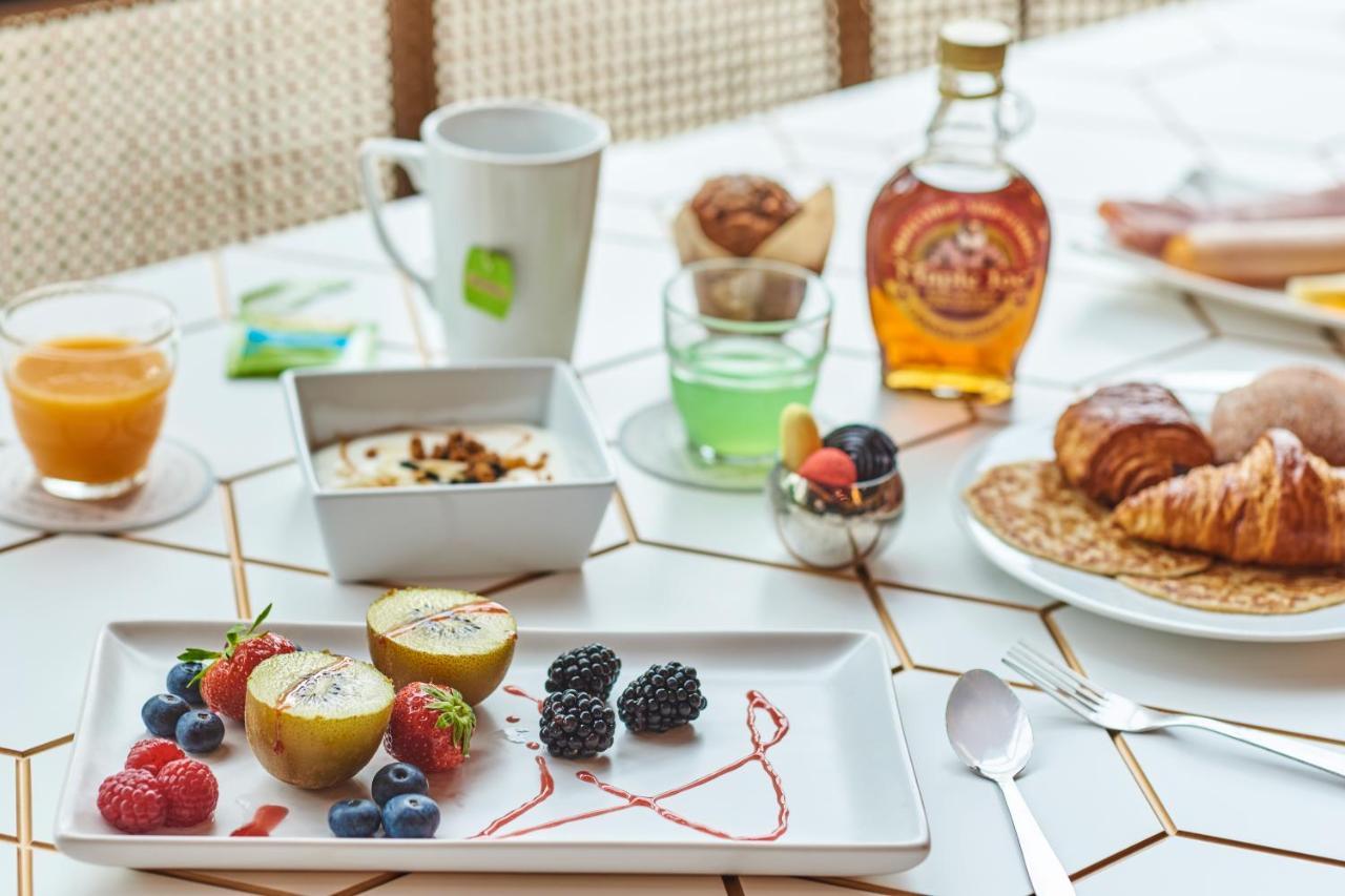Отель Ibis Styles Paris Женвилье Экстерьер фото