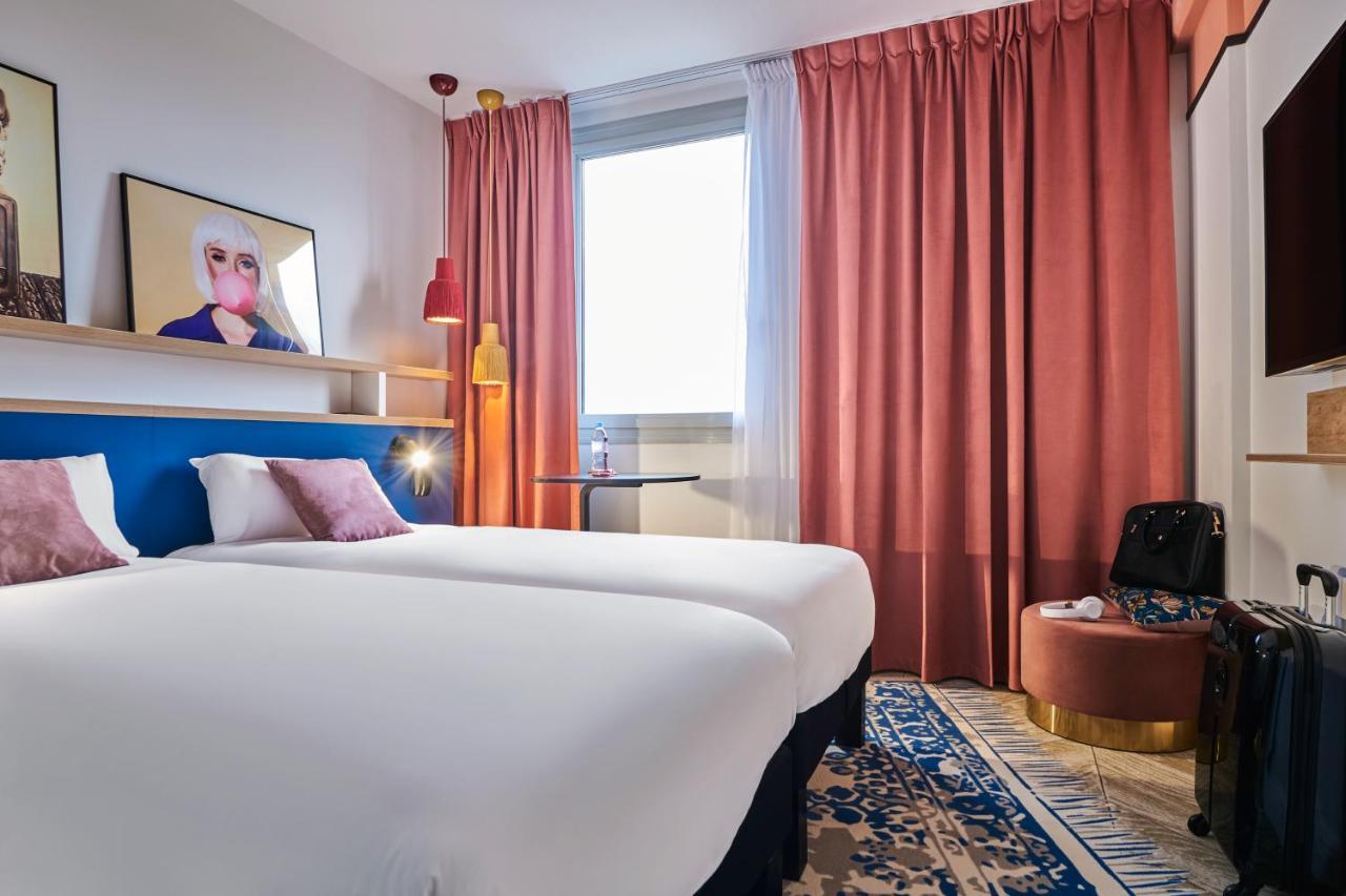Отель Ibis Styles Paris Женвилье Экстерьер фото