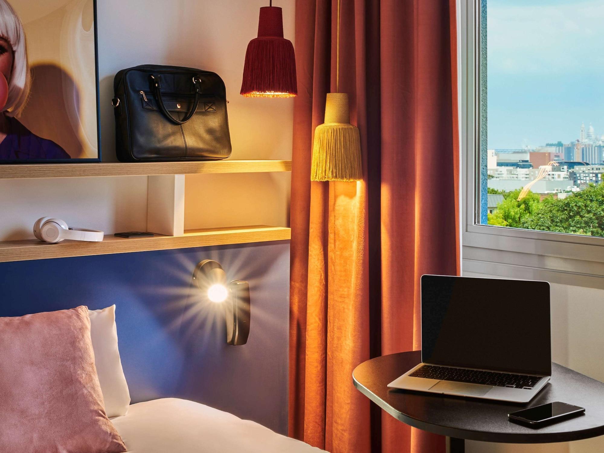 Отель Ibis Styles Paris Женвилье Экстерьер фото