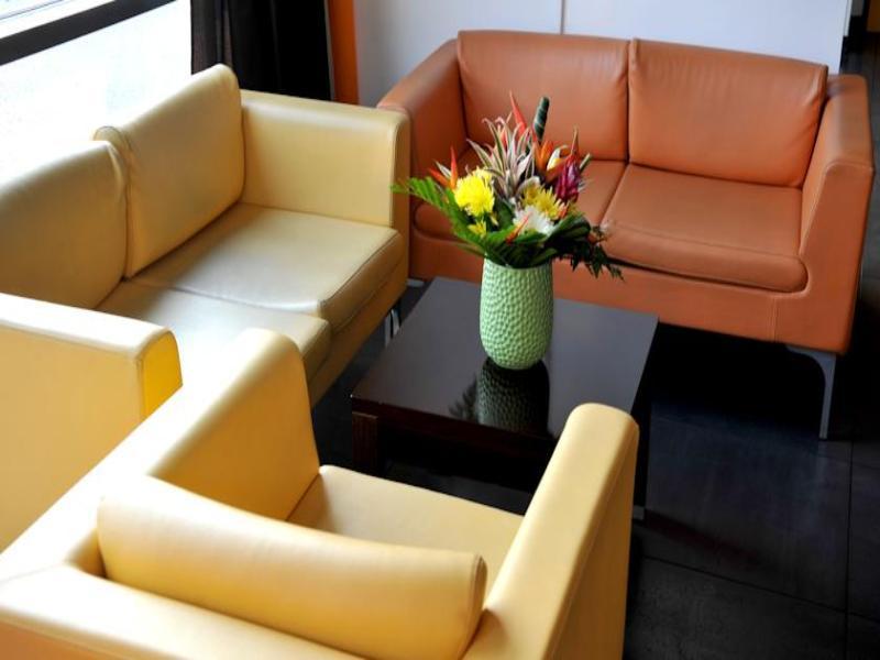 Отель Ibis Styles Paris Женвилье Экстерьер фото