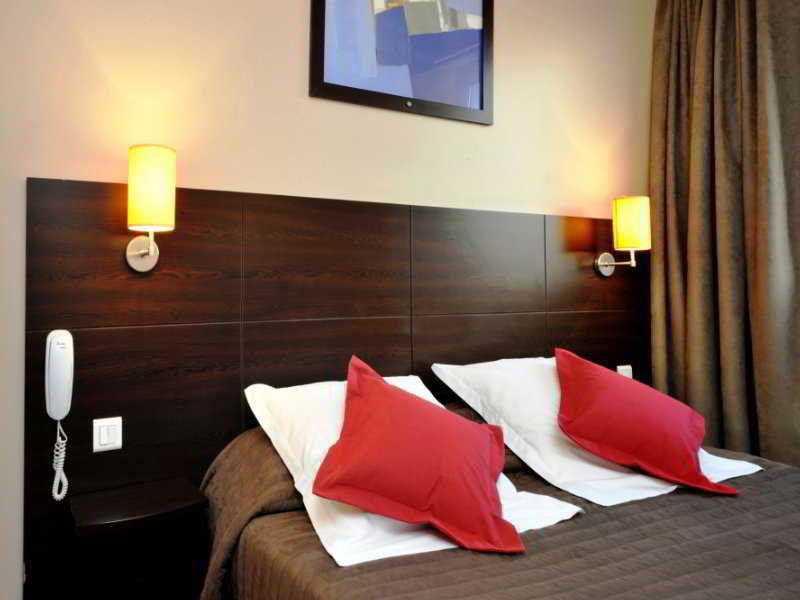 Отель Ibis Styles Paris Женвилье Экстерьер фото
