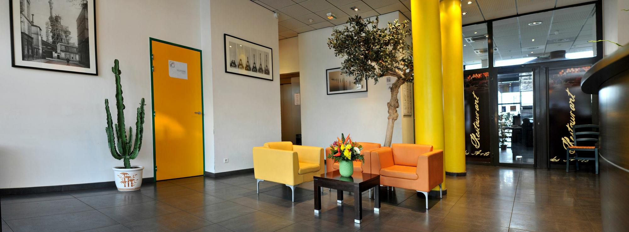 Отель Ibis Styles Paris Женвилье Экстерьер фото